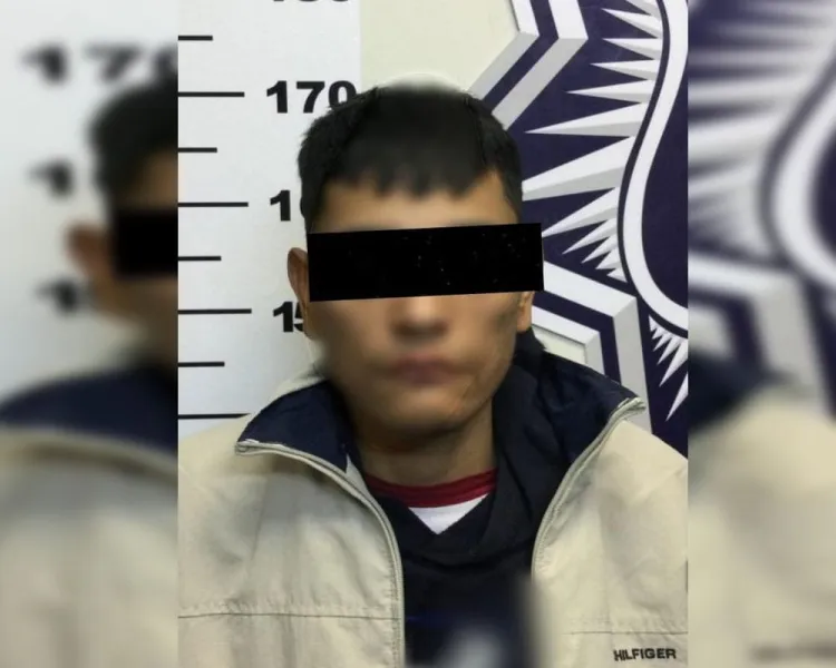 Detienen a estadounidense armado con un machete