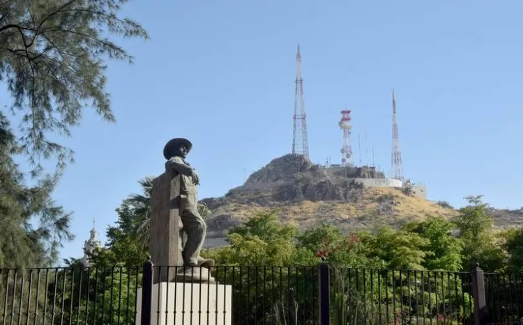 Recomiendan regresar estatua de Jesús García a Parque Madero