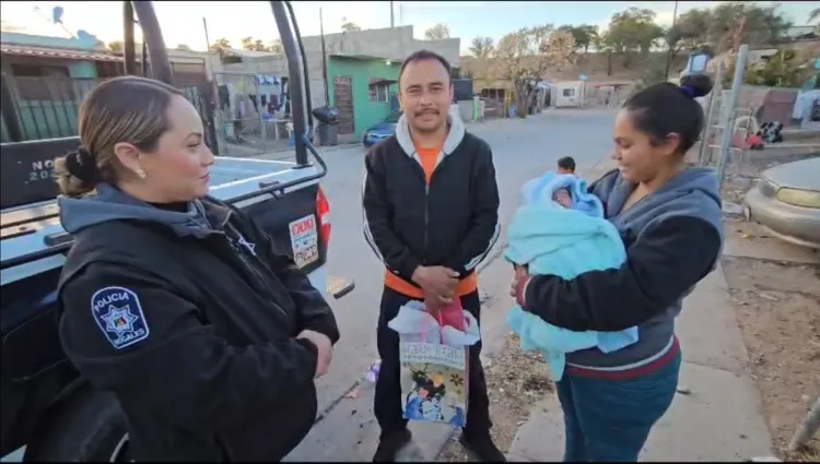 Siente orgullo de su trabajo oficial que apoyó en parto a mujer