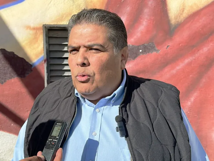 Trabajan en solución de problema de transporte