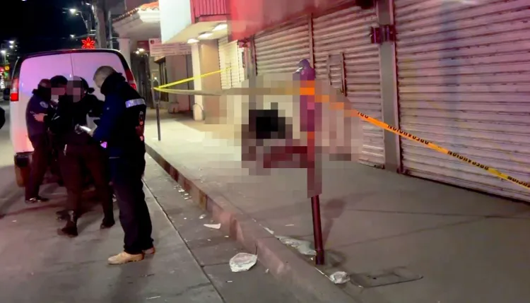 Fallece mujer en la banqueta; estaba en condición de calle