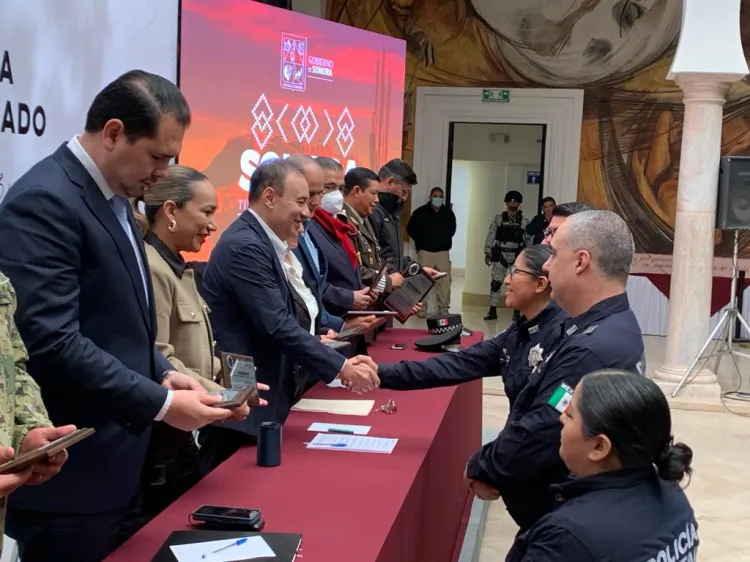 Gobernador encabeza ceremonia del Día del Policía