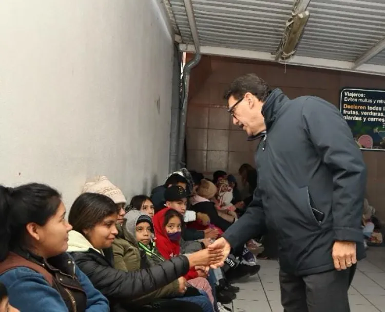 Encabeza alcalde el programa “Café, Pan y Abrigo”