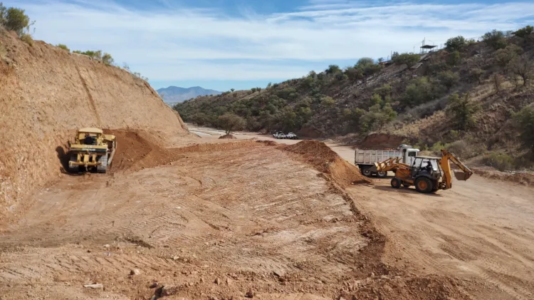 Avanzan trabajos de avenida Hidalgo