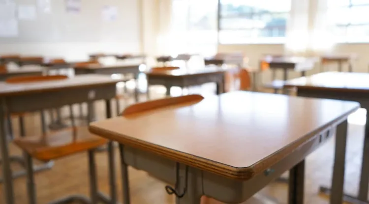 Reportan hasta 98% de ausentismo en escuelas por lluvias