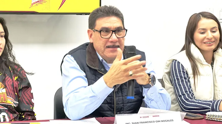 Coadyuva Ayuntamiento con trabajos de la carretera sur