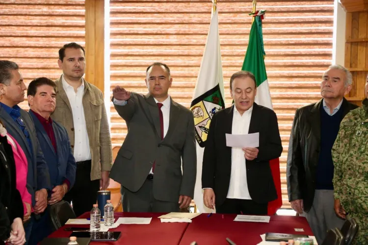 Nombran nuevo secretario de la SSP a Víctor Hugo Enríquez