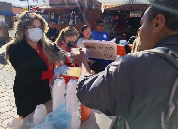 Entregan 167 platos de comida en Programa “Café, Pan y Abrigo”