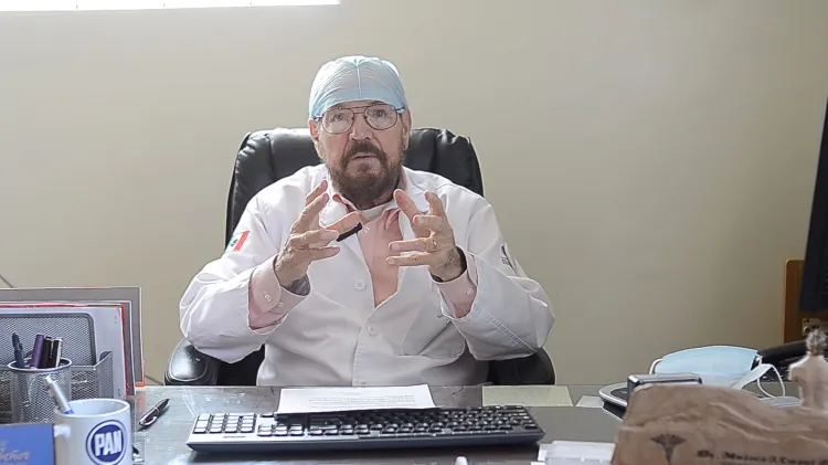 Expone médico graves consecuencias por limpieza de oídos con cotonetes