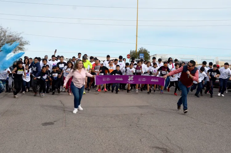Fomentan convivencia en carrera contra adicciones