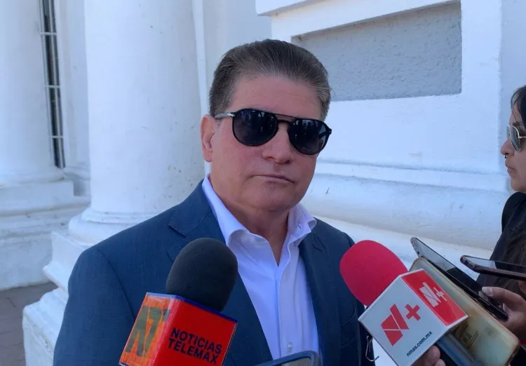 Detienen a familia que transportaba heroína, hay 5 menores