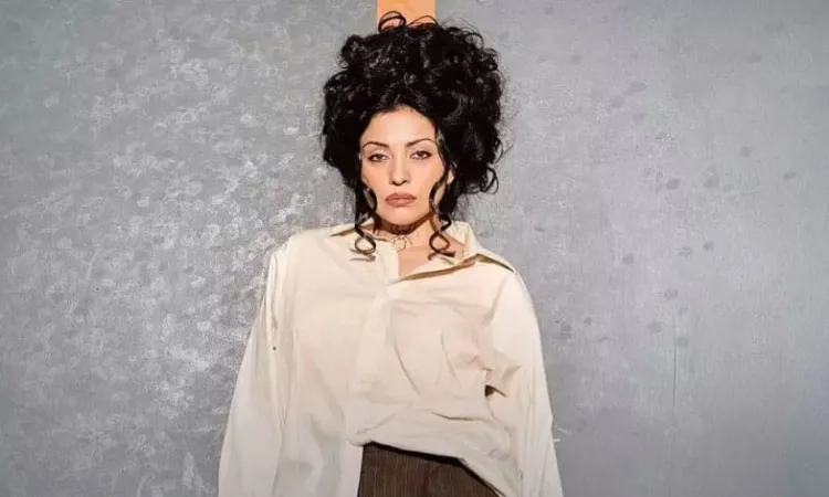 Mon Laferte inicia su gira “Autopoiética”