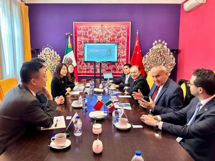 Sostiene gobernador reunión con empresa de energías limpias