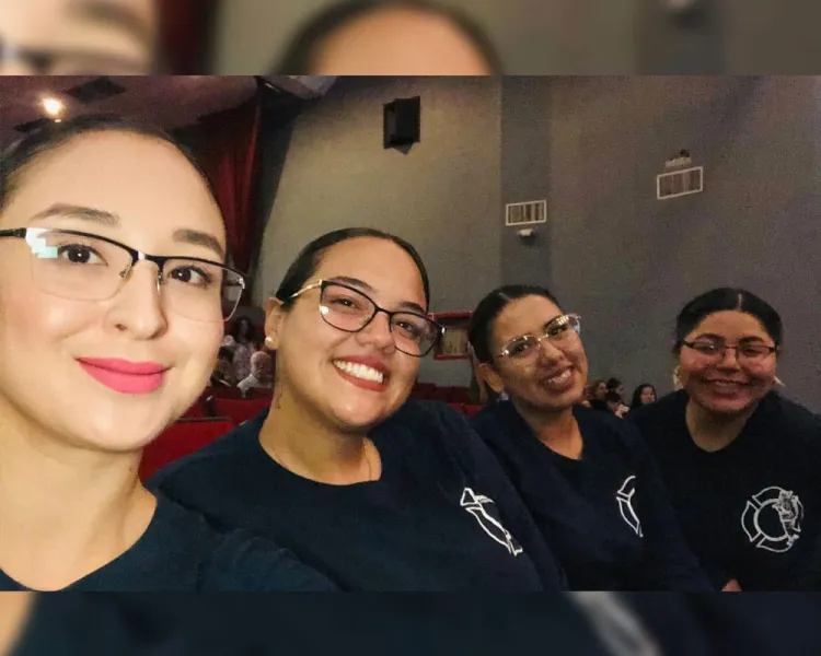 Un sueño cumplido; mujeres ‘tragafuegos’