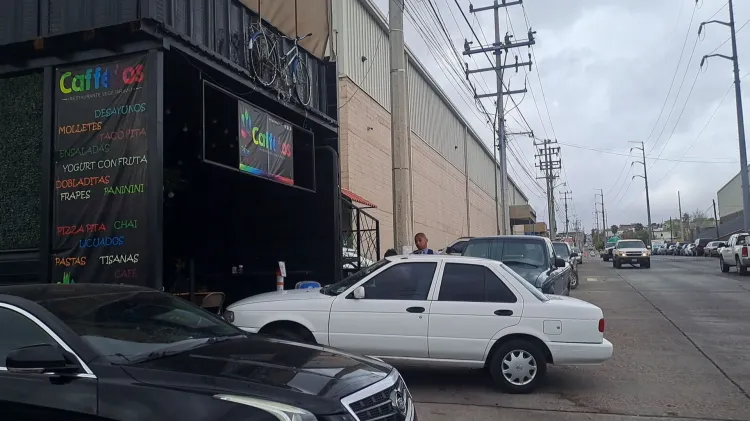 Alistan comerciantes recolección de plástico a favor del reciclaje