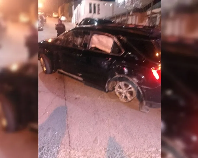 Detienen a conductor ebrio después de persecución y volcadura