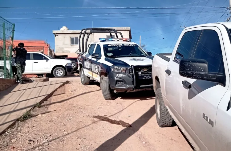 Amenazan hombres armados a residente de la Colosio