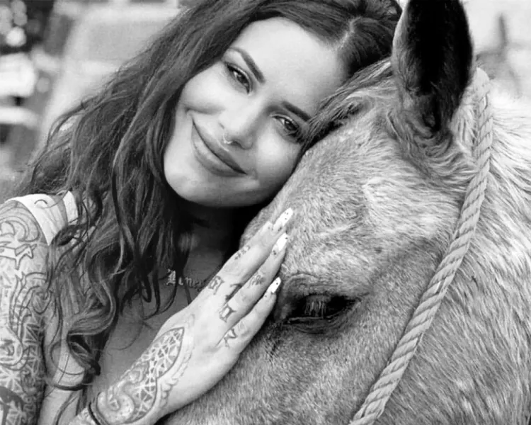 Tiene homenaje en Bellas Artes la fallecida activista Elena Larrea