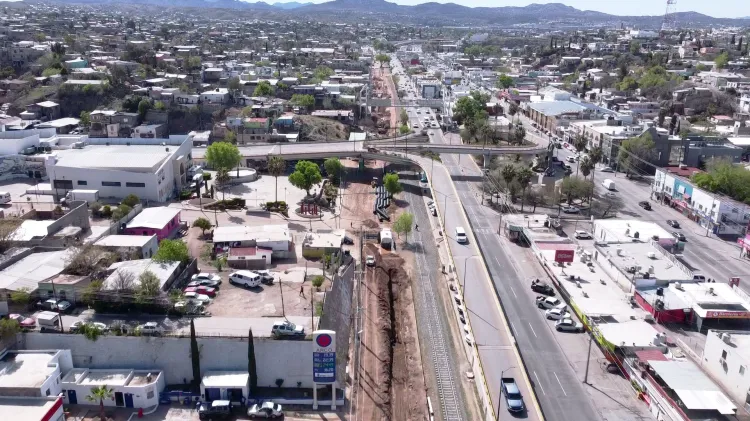 Continúan trabajos de la Ruiz Cortines en periodo de asueto