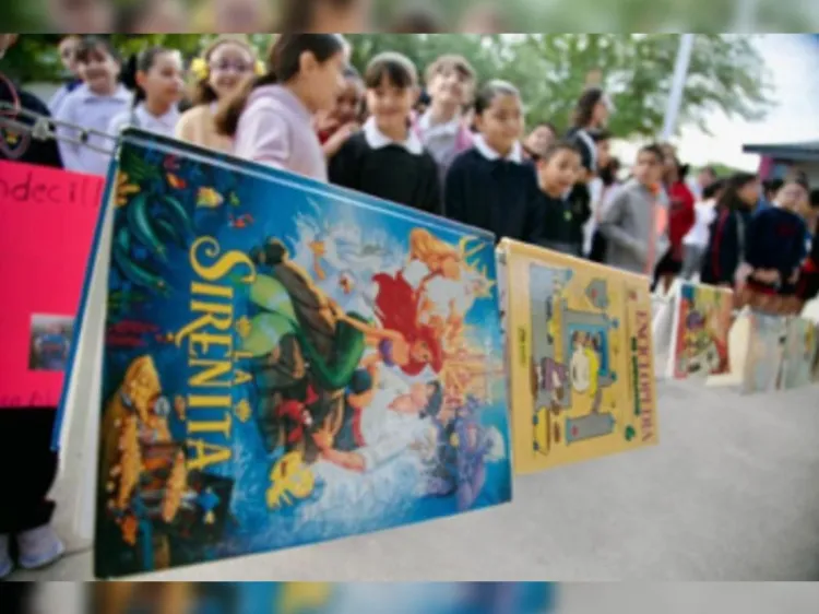 Conmemoran Día Internacional del Libro y Día de la Niñez