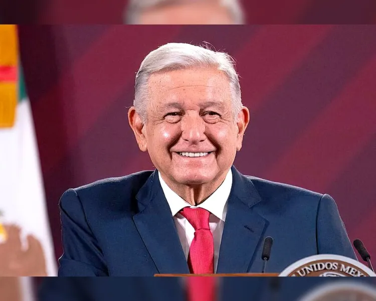 Podría AMLO cambiar gira del adiós por un evento masivo en el Zócalo de la CDMX
