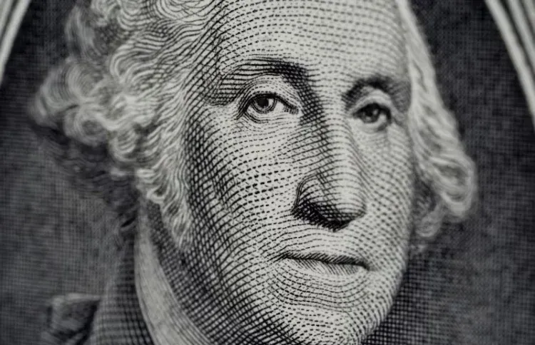 Dólar se dispara: Tipo de cambio MXN-USD
