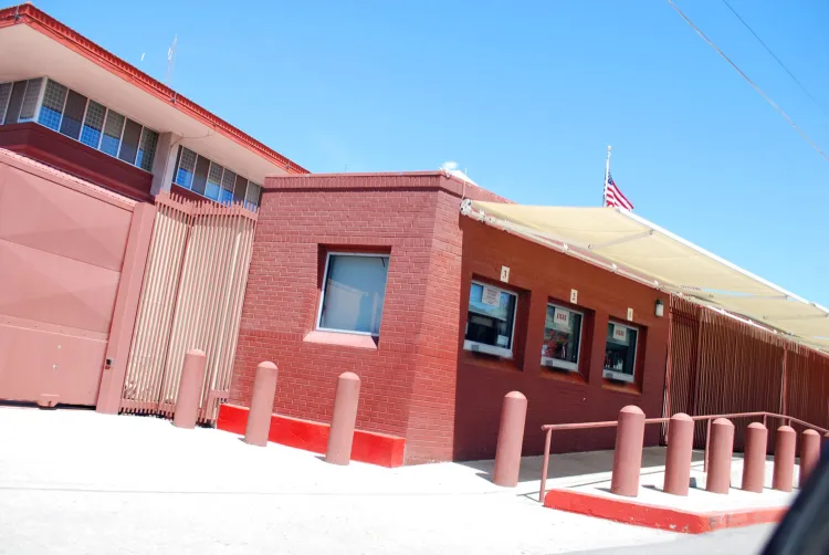 Suspenden vigilancia en Consulado