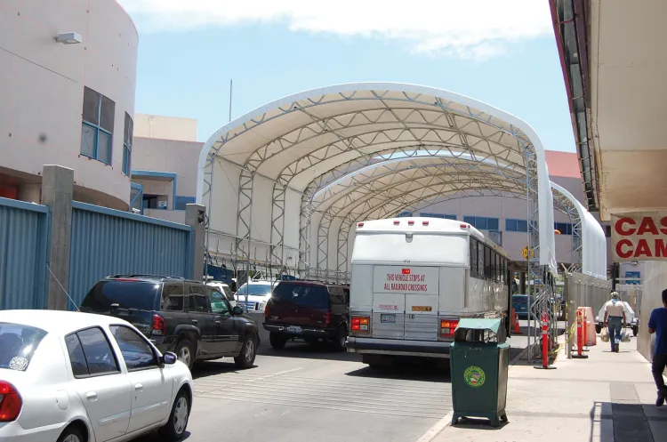 Decomisan 146 mildólares en la garita