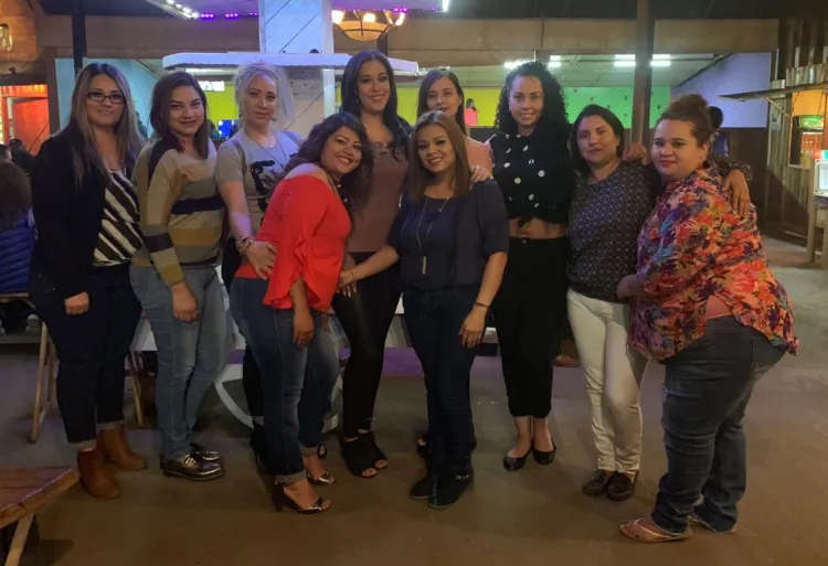 Felicitan a Sandra Zamora