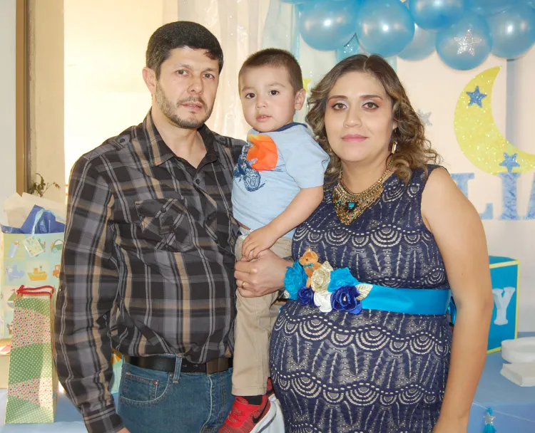 En la espera del pequeño Elian