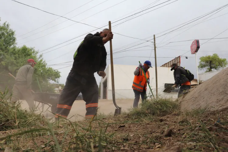 Atienden necesidad de vecinos