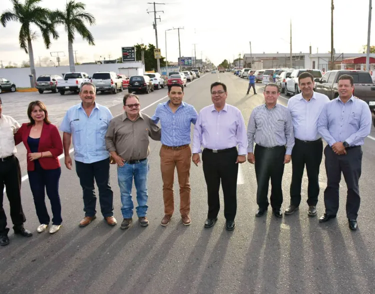 Entrega Estado varias obras