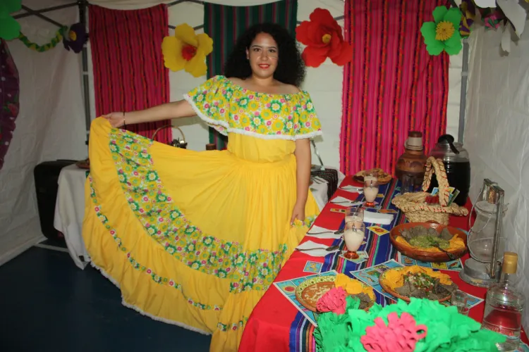 Disfrutan jornada cultural y deportiva