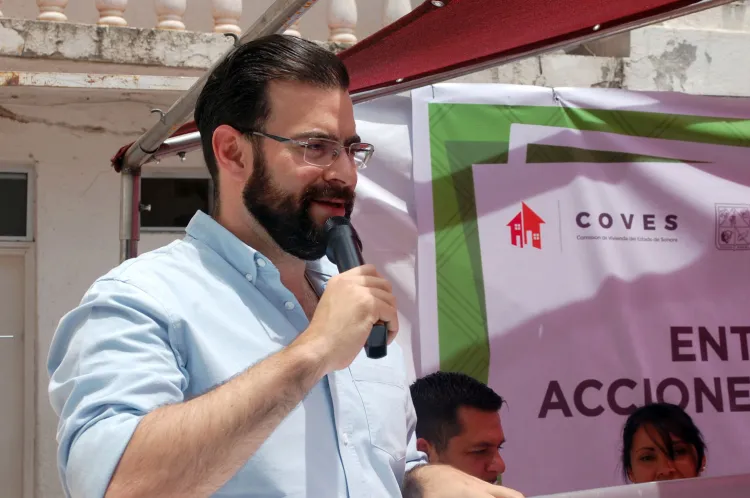 <b>Reciben nogalenses beneficios</b><b></b>