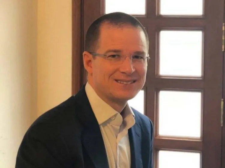 Confirma Tribunal que PGR utilizó recursos públicos contra Anaya