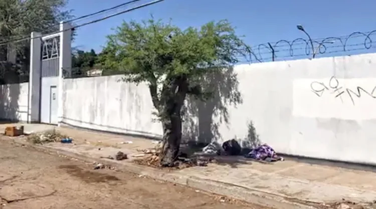 Ejecutan a indigente
a golpes con piedras