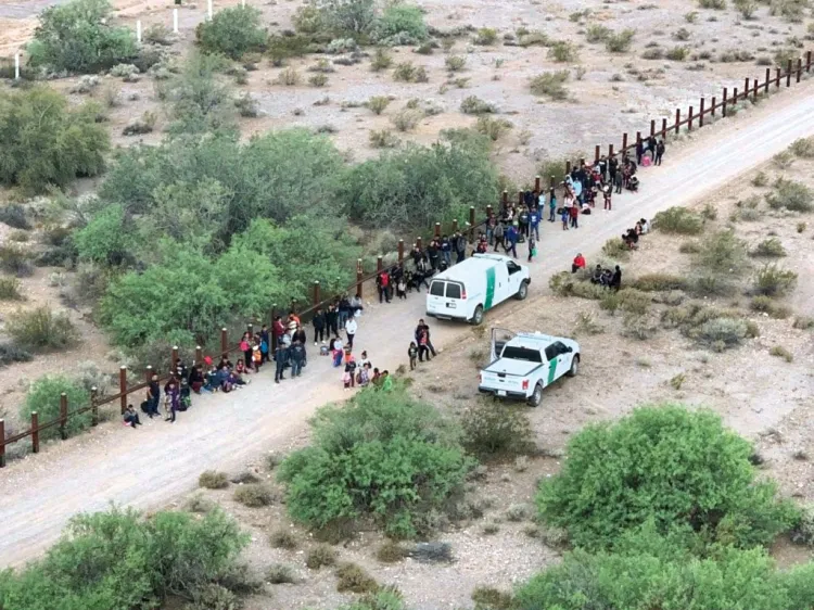 Se entregan 200migrantes a BP