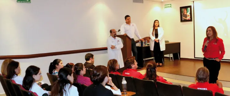 Capacitan a personal de Isssteson