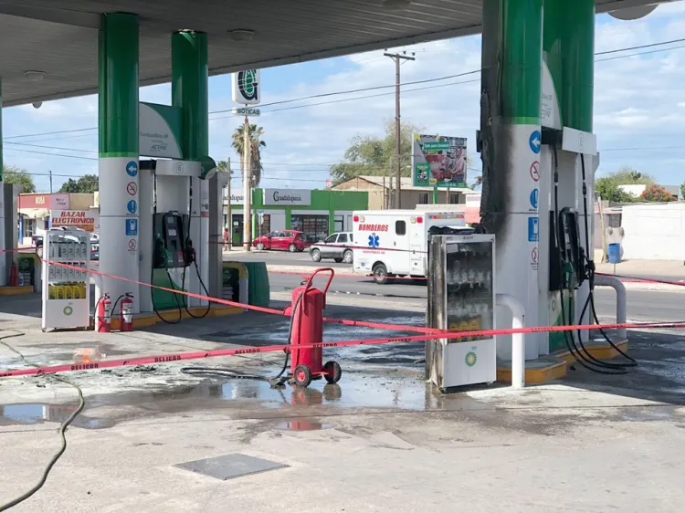 Explota bomba en gasolinera