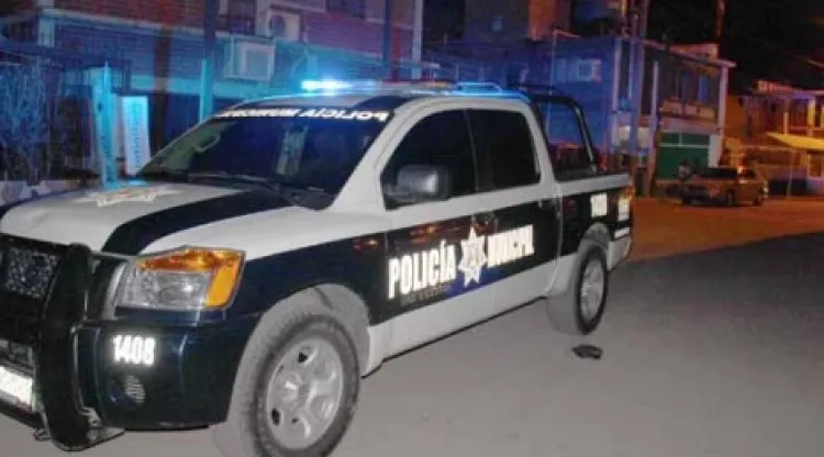 Encuentran cuerpo
de hombre sin vida