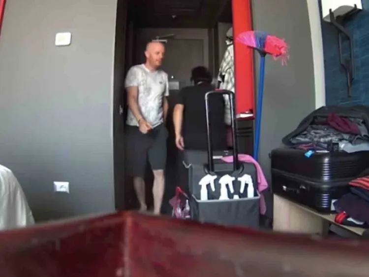 Facundo pone trampa y cacha a encargada de limpieza robándole