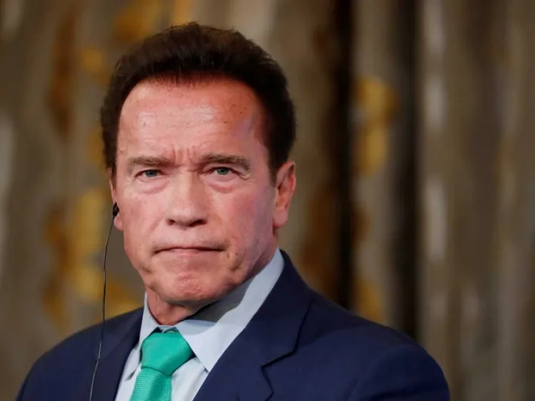 &#039;Terminator&#039; ayudará a abuelita ante desalojo; se viraliza