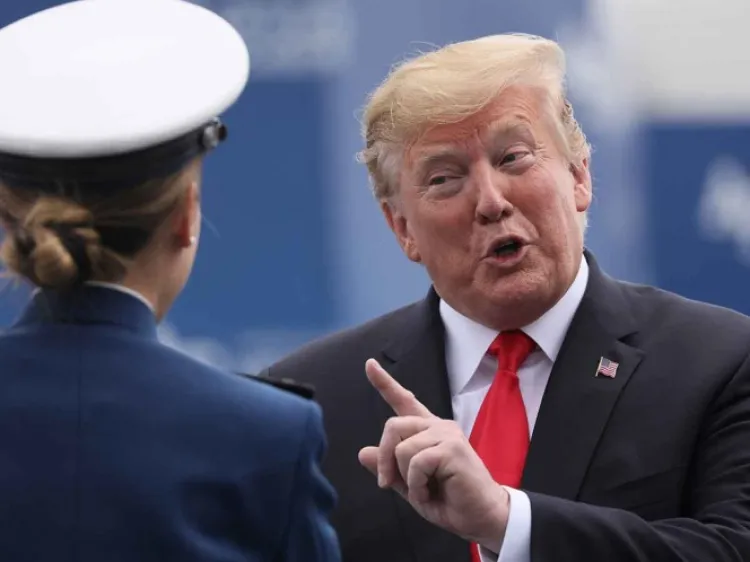 Trump planea amenazar a México con aranceles si no frena migración: WP