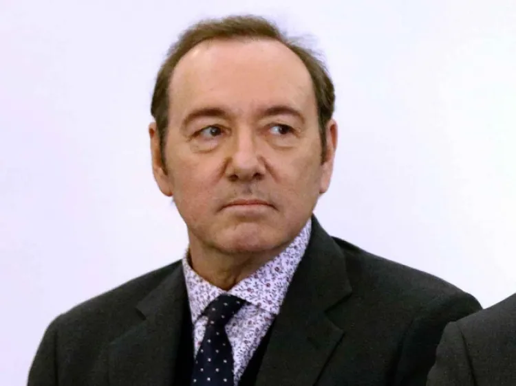  Kevin Spacey comparece en la corte en caso de abuso