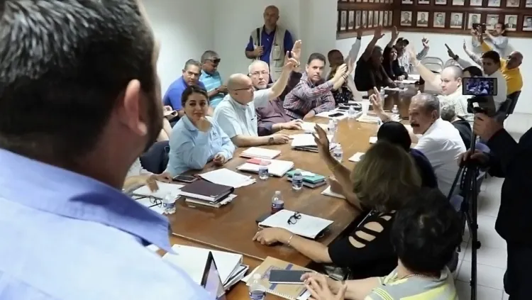 Realizan cambio de uso de suelo en varios sectores