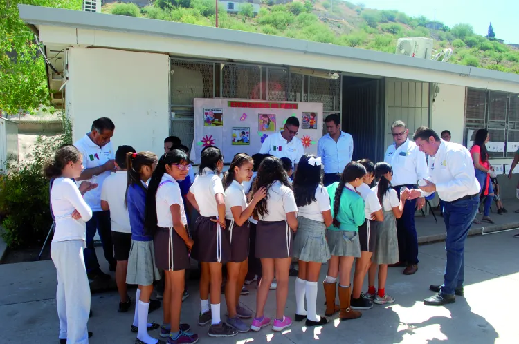 Realizan estudios a más de cien niños