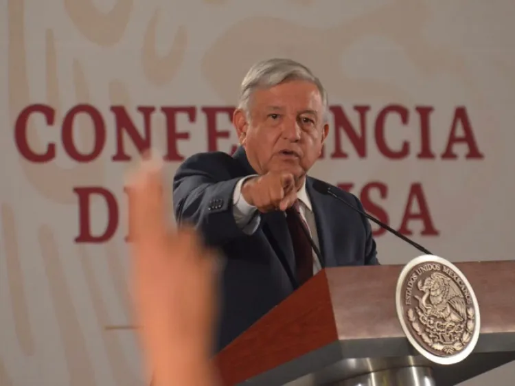 Confirma López Obrador que Guardia Nacional buscará frenar a migrantes