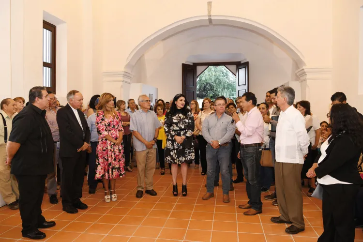 Entrega restauración de templo antiguo