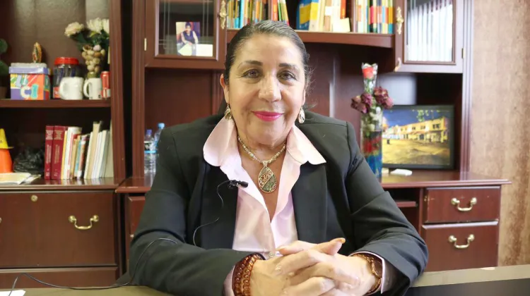 Instan presentar requisitos para las becas municipales