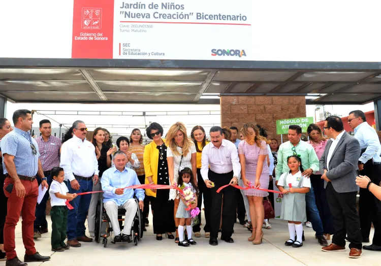 Entrega Gobernadora obra educativa